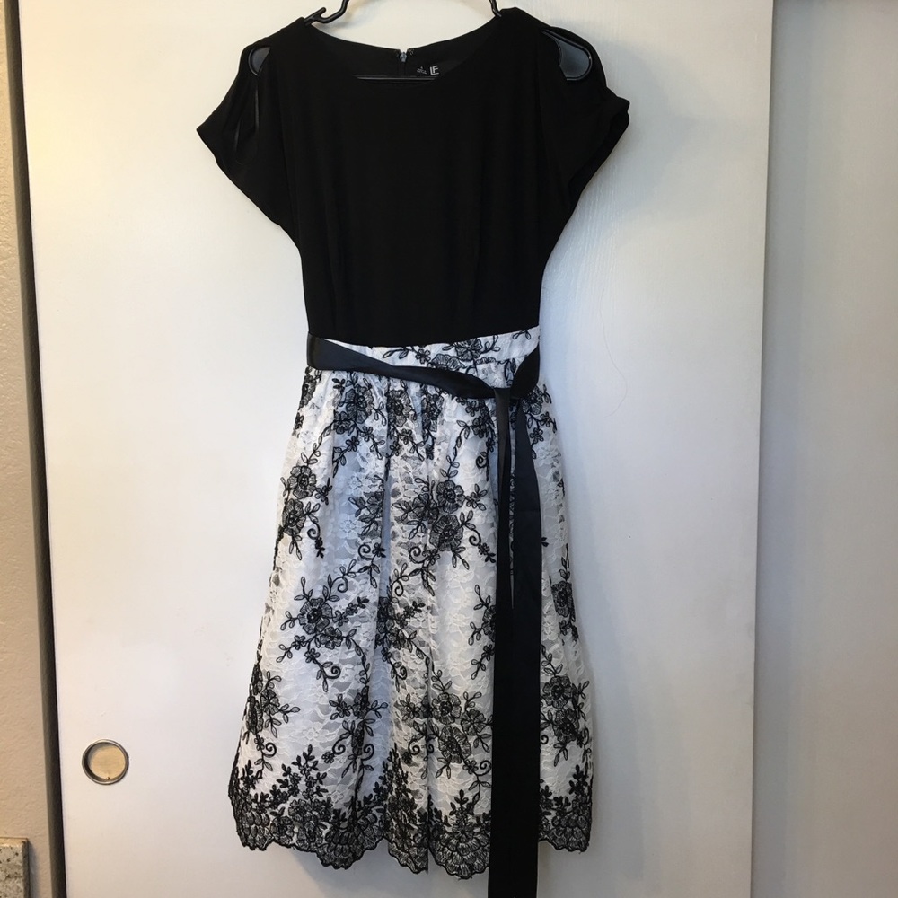 Black and white dress. Perfect for a formal event